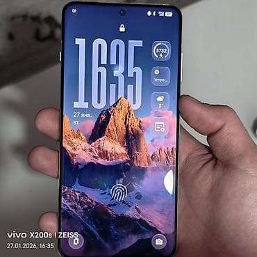 nokia 500: OnePlus 13, цвет - Белый — 9