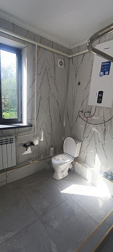 от хозяина: Сдаётся светлое помещение с отдельным санузлом дом для проживания/ — 3