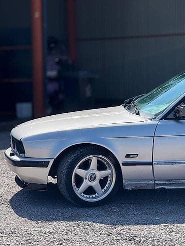 форд меверик: BMW 5 series: 1994 г., 2.5 л, Бензин, Седан — 2