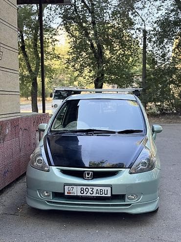 Продажа авто: Honda Fit: 2002 г., 1.3 л, Вариатор, Бензин, Хэтчбэк — 7