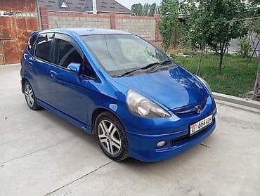 mini ev: Honda Fit: 2005 г., 1.3 л, Вариатор, Бензин, Хэтчбэк — 4