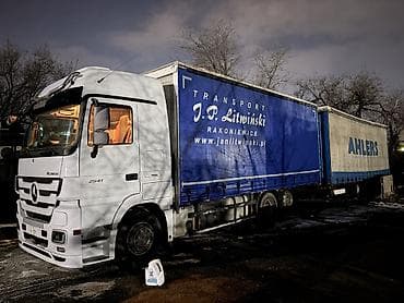 прицеп шмитс: Тягач, Mercedes-Benz, Шторный — 1