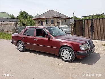 капот на е34: Mercedes-Benz W124: 1992 г., 2 л, Механика, Бензин, Седан — 4