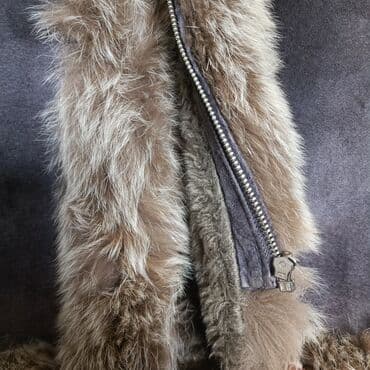 детские шапки с помпонами из натурального меха: Теплая зимняя дубленка. Натуральный мех. Размер 48-50 — 4