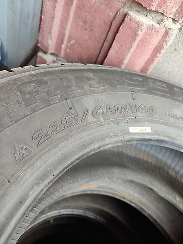 r 16: Шины 235 / 65 / R 16, Всесезонная, Легкий коммерческий транспорт (C/LT), Continental — 1