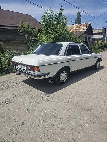 пользовались: Mercedes-Benz W123: 1985 г., 2.3 л, Автомат, Бензин — 8