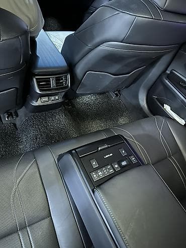 Lexus ES: 2019 г., 2.5 л, Вариатор, Бензин, Седан — 7