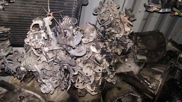 Мерседес w124 w210 w203 w202 w211
Язычки на капот