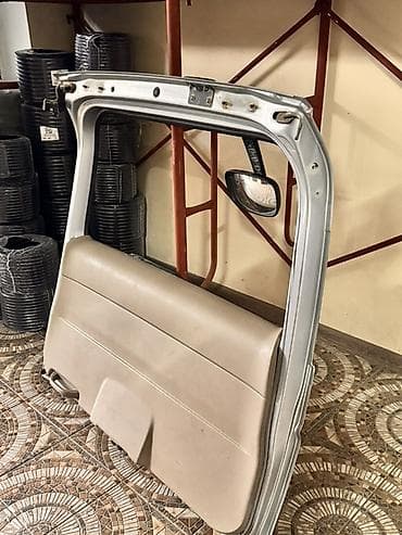 степ ваган: Задняя пятая дверь в сборе для Honda Stepwgn (Stepwagon).Без — 4
