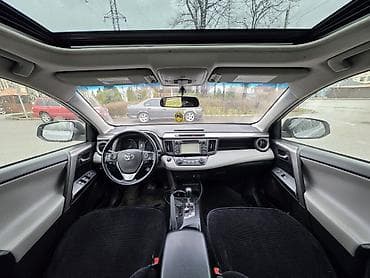 продаю форанер: Toyota RAV4: 2018 г., 2.5 л, Автомат, Бензин, Кроссовер — 9