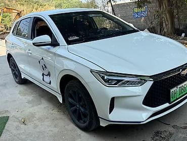 srv 2: BYD E2: 2022 г., Робот, Хэтчбэк — 3