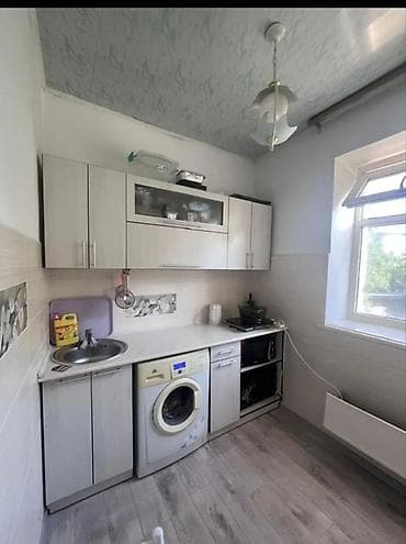 osh flat: 1 комната, 35 м², 5 мкр Индивидуалка, 2 этаж — 6