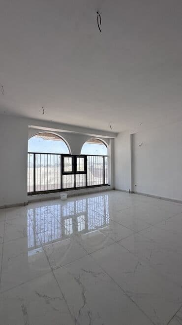 столовый арендага: Сатылат помещение 1 бөлмөлүү, 36.27м², 2-кабатта 	•	Турак үй — 3