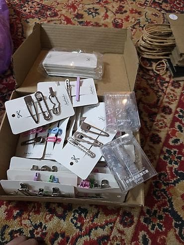 Аппараты для стирки ковров: Распродажа! Розовая коробка 300с, белые коробки по 60с, заколки за 3шт — 5