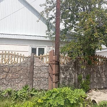 гараж темир: Продаётся жилой дом с двором и хозяйственными постройками. - Дом — 1