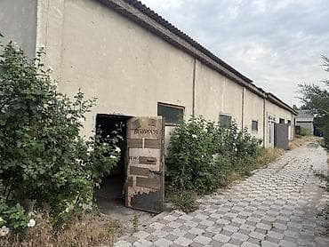 town: Сдается двухэтажный дом и склад в селе Новопокровка. Совмещение — 2