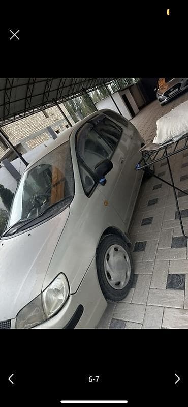 265 40 20: Toyota Yaris Verso: 1997 г., Минивэн — 7