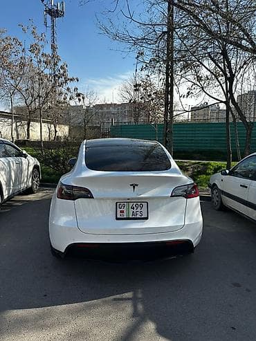 tesla p40: Tesla Model Y: 2022 г., 0.1 л, Автомат, Электромобиль, Кроссовер — 2