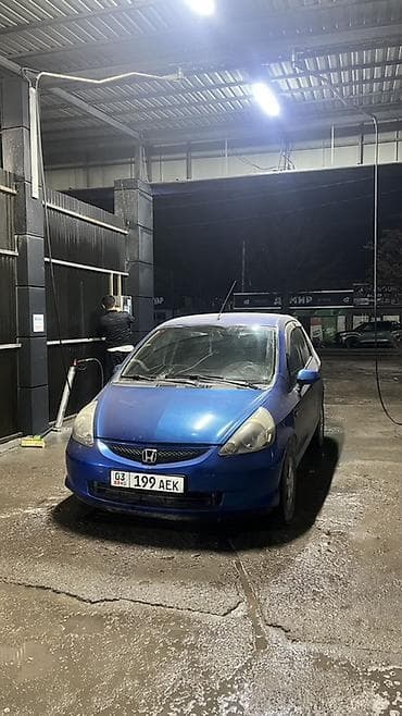 Honda Jazz: 2004 г., 1.4 л, Механика, Бензин
