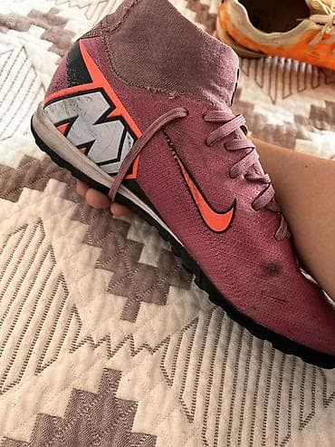 триколор: Футбольные бутсы/сороконки Nike Mercurial с носком-манжетой. 42 размер — 5