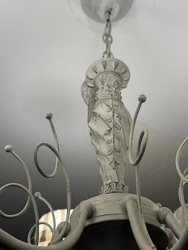 Люстры: Потолочная люстра на 8 плафонов в классическом/прованс стиле. - — 7