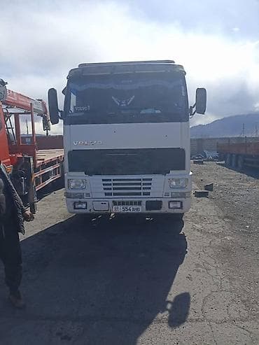 e34 540i: Тягач, Volvo, 2002 г., Без прицепа — 2