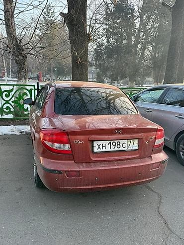 chevrolet niva: Kia Rio: 2003 г., 1.5 л, Механика, Бензин, Седан — 7