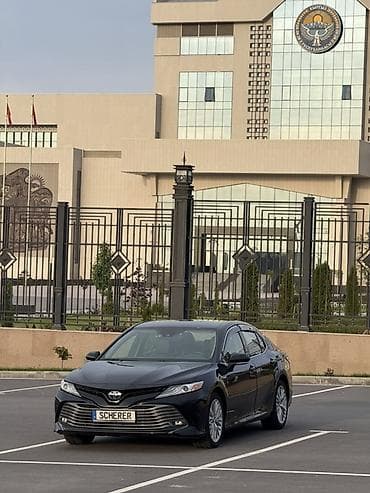 5: Toyota Camry: 2020 г., Автомат, Гибрид, Седан — 7