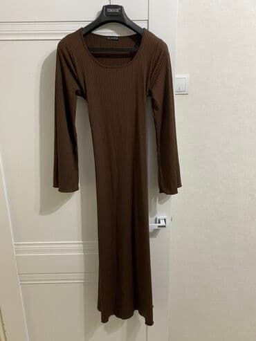 осеннее платье большого размера: Два платья 2000 сом размеры 44-46 Платья миди, два варианта. 1) — 2