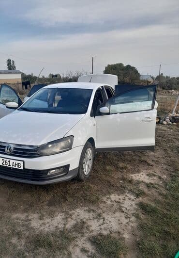 Volkswagen Polo: 2017 г., 1.6 л, Автомат, Бензин, Седан