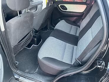 maveric: Ford Maverick: 2002 г., 2 л, Механика, Бензин, Кроссовер — 7