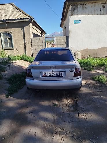 Унаа сатуу: Audi A4: 1996 г., 1.8 л, Кол менен иштөөчү, Бензин, Седан — 2