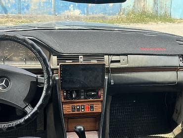 v class: Mercedes-Benz W124: 1992 г., 3 л, Механика, Дизель, Универсал — 5