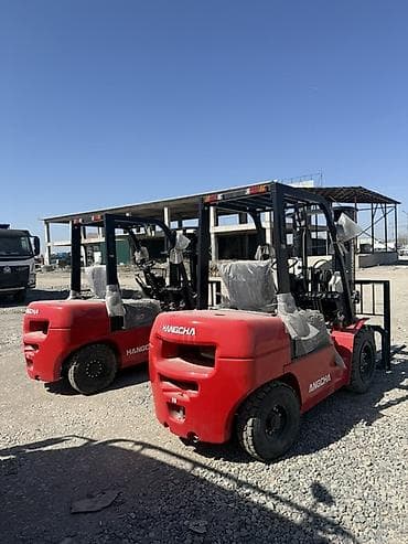 другой: Погрузчик, Колесный, Вилочный — 2