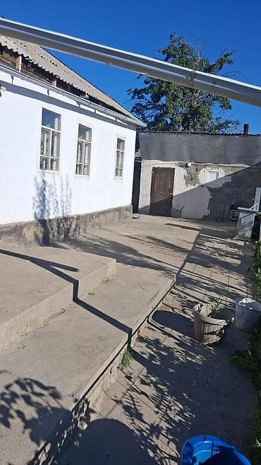 Продаётся дом в караколе Ул.Свердлова 26 имеется хоз.постройки — 8
