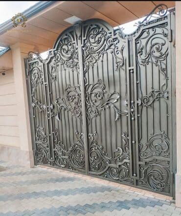 на железных номерах: Элегантные кованые ворота, выполненные в классическом стиле, станут — 2