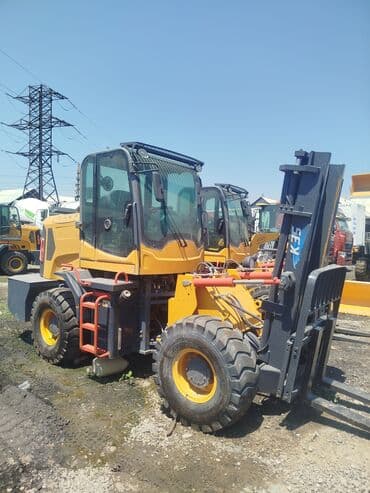 трактор беларус 82.1 цена бишкек новый: Погрузчик, 2024 г., Колесный, Вилочный — 2