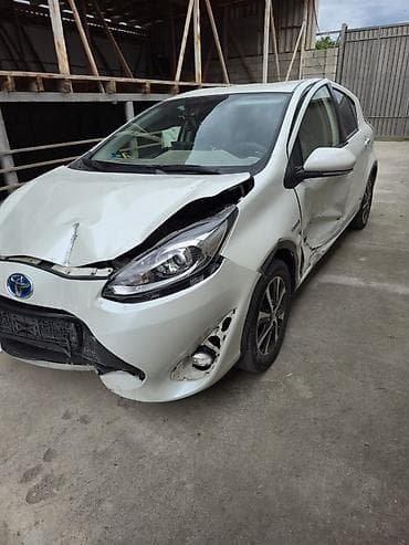 abs e39: Toyota Prius C: 2019 г., 1.5 л, Вариатор, Гибрид, Хэтчбэк — 4