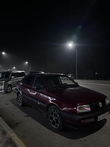 jet auto: Volkswagen Vento: 1993 г., 1.8 л, Ручные, Бензин, Седан — 2