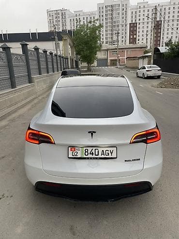 телефон тесла цена 2025: Tesla Model Y: 2023 г., Автомат, Электромобиль, Кроссовер — 1