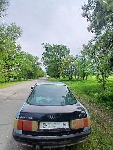 Транспорт: Audi 80: 1989 г., 1.8 л, Механика, Седан — 6