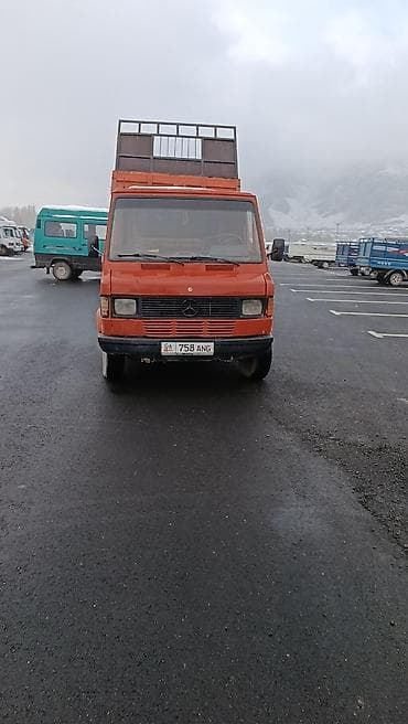 lada 2105: Mercedes-Benz : 1989 г., 2.2 л, Механика, Дизель — 5