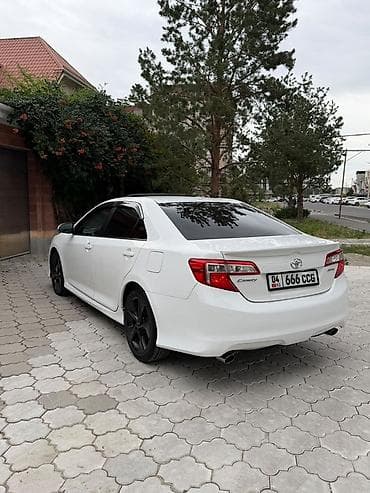 камера на мото: Toyota Camry: 2014 г., 3.5 л, Автомат, Бензин, Седан — 4