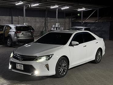 Toyota Camry: 2016 г., 2.5 л, Автомат, Бензин, Седан at lalafo.kg Toyota Camry: 2016 г., 2.5 л, Автомат, Бензин, Седан