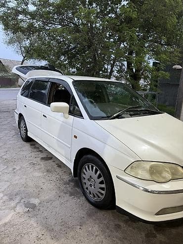 audi 4: Honda Odyssey: 2001 г., 3 л, Автомат, Бензин, Минивэн — 4