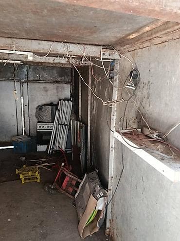 продам железный гараж: 18 м², Металлический — 8