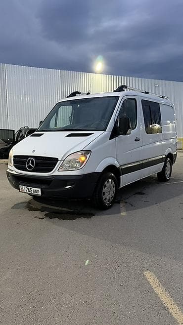Унаа: Жеңил жүк ташуучу унаа, Mercedes-Benz, Дубль, 1,5 т, Колдонулган — 1