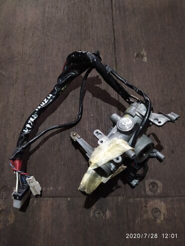 обмен машин ключ на ключ: Isuzu Trooper Замок зажигания, Исузу Трупер замок зажигания Год - — 1