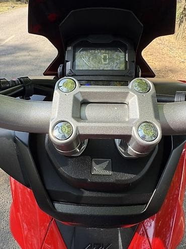 3 колесный скутер: Тип скутера Honda, 150 куб. см, Бензин — 10