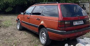 eafc 25: Volkswagen Passat Variant: 1992 г., Механика, Универсал — 3